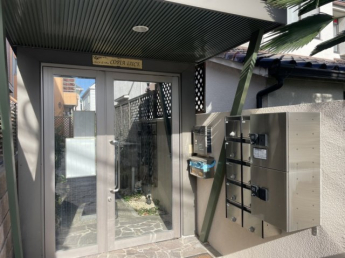 【エントランス】