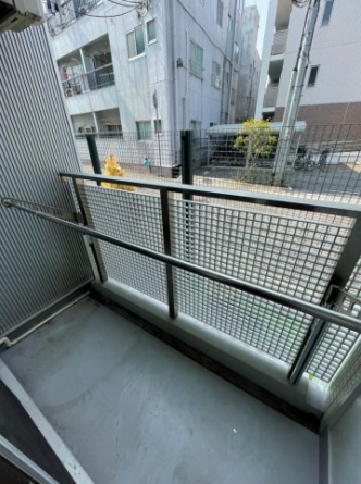 【バルコニー】