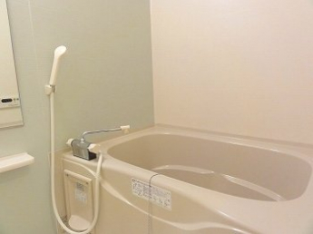お風呂で日々の疲れを落としましょう