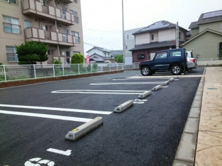 駐車場に車を止められます