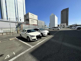 菊地モータープールの画像