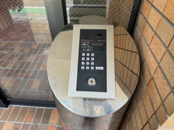 オートロック付きです