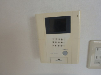 モニター付きインターフォン完備