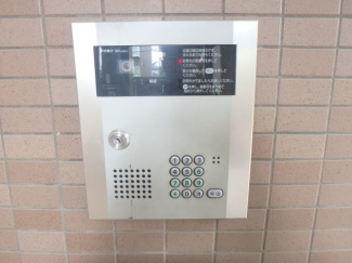 オートロック完備