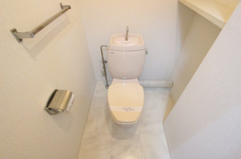 落ち着いたトイレです