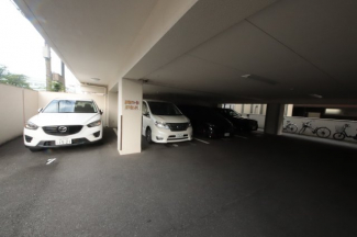 駐車スペースもあります