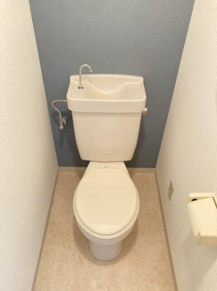 シュトラーセ泉の画像