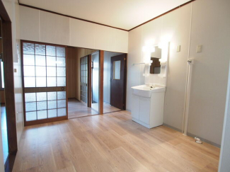 西山町ＶＶ　ＥＳＴ館の画像