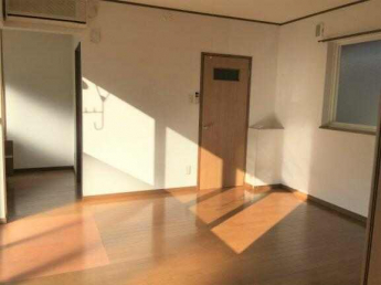 松山市北土居２丁目のアパートの画像