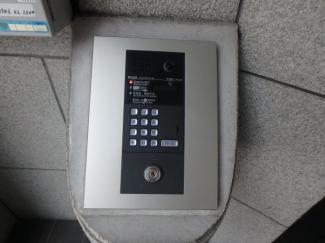 オートロック完備