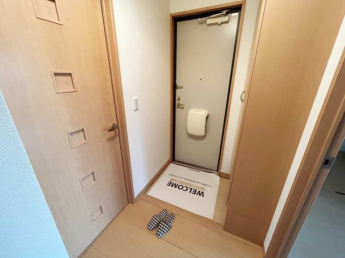 【玄関】