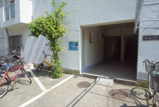 【エントランス】