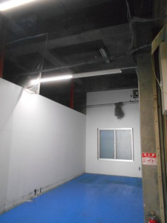 北側作業所前通路