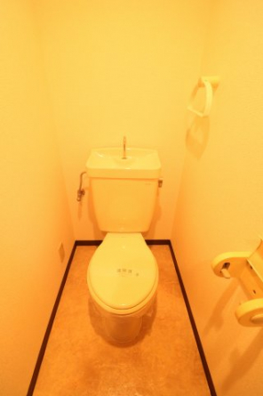 お写真は同物件別部屋です