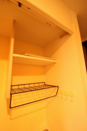 お写真は同物件別部屋です