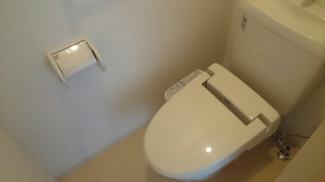 落ち着いたトイレです