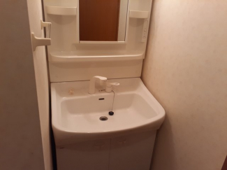 コンパクトで使いやすい洗面所