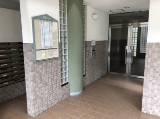 【エントランス】
