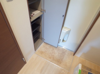 【玄関】