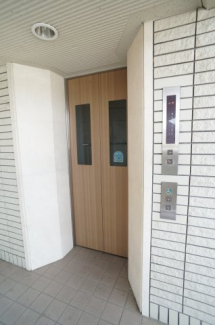 エレベーター付き