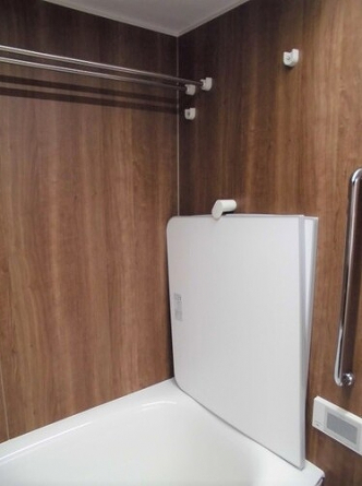 風呂蓋２枚、ランドリーパイプ２本