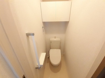 ゆったりとした空間のトイレです
