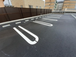 駐車場に車を止められます