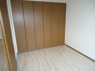 洋室（5.9畳）