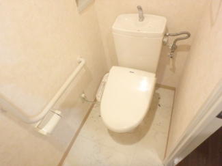 落ち着いたトイレです