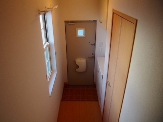【玄関】