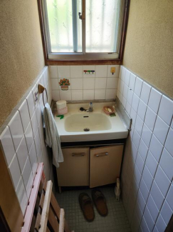 松山市高岡町の中古一戸建ての画像