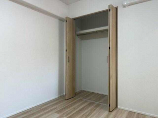 サーパス市駅前の画像