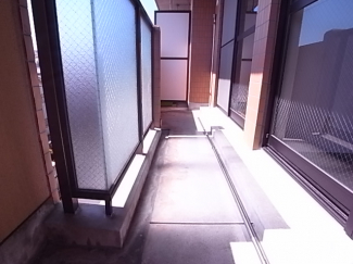 【バルコニー】