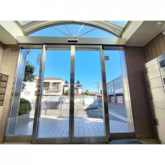 【エントランス】