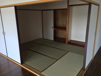 ロイヤルステイツ東辻井の画像