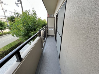 陽当たり良好なバルコニーです