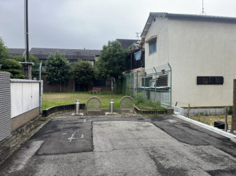 現地写真（前面道路）