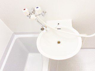 内装は落ち着いています