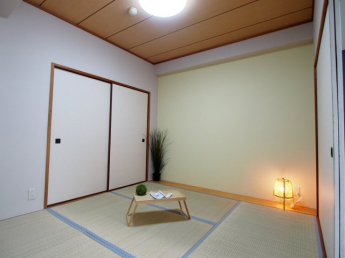 フローリングだけでなく、和室もあります