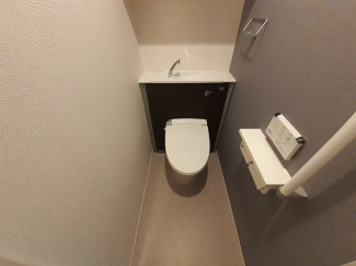 落ち着いたトイレです