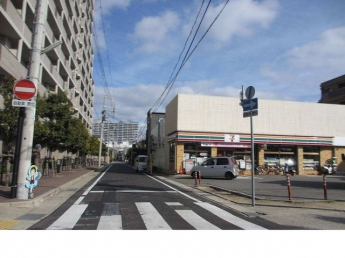 セブンイレブン　西宮柳本町店様まで600m