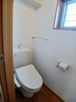 シンプルで使いやすいトイレです