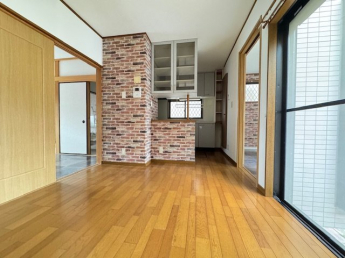 【居間・リビング】