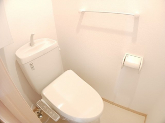 シンプルで使いやすいトイレです