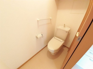 落ち着いたトイレです