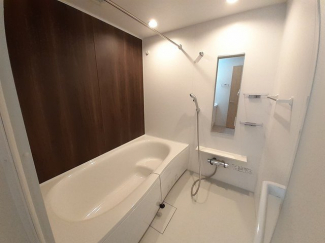 日々の疲れを癒すお風呂付です