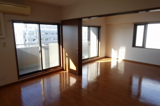【寝室】