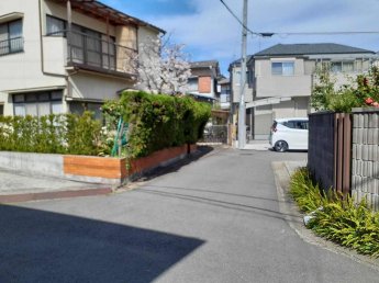 前面道路　西→東