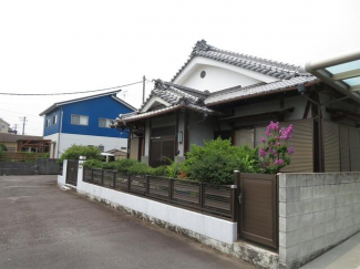 松山市保免西２丁目の中古一戸建ての画像