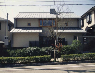 外観　北側道路から